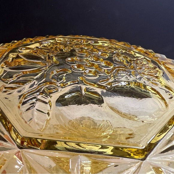 Vintage 1950s Federal Glass Fruit Harvest Serving Platters | Two pc: 12", 8.5" - Picture 8 of 12